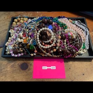 Jewlery Junk Jewlery Lot #1